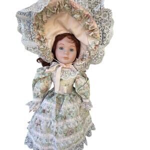 Vintage Victorian boutique 16 inch floral print with lace bonnet and doll stand